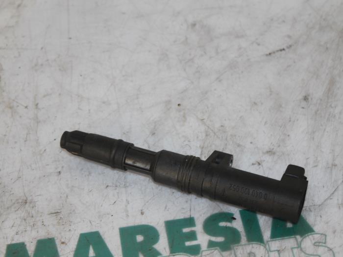 Usagé Bobine Renault Espace (JE) 2.0i 16V Prix € 10,00 Règlement à la marge proposé par Maresia Parts