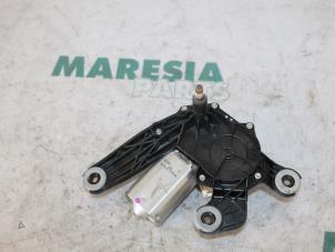 Usados Motor de limpiaparabrisas detrás Peugeot 307 (3A/C/D) 1.6 16V Precio € 20,00 Norma de margen ofrecido por Maresia Parts