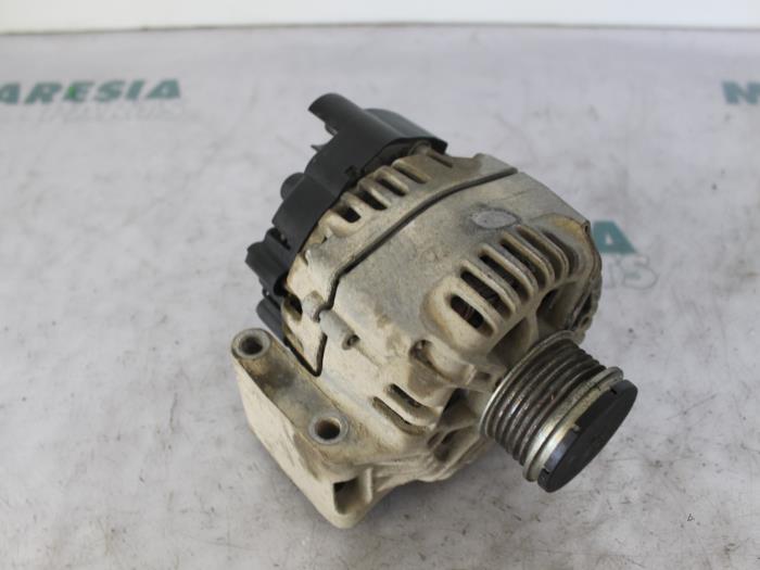 Begagnade Dynamo Fiat Fiorino (225) 1.3 JTD 16V Multijet Pris € 60,49 Inklusive moms erbjuds av Maresia Parts
