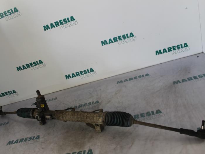 Begagnade Servostyrningsbox Peugeot Expert (222/224) 2.0 HDi 90 Pris € 190,58 Inklusive moms erbjuds av Maresia Parts