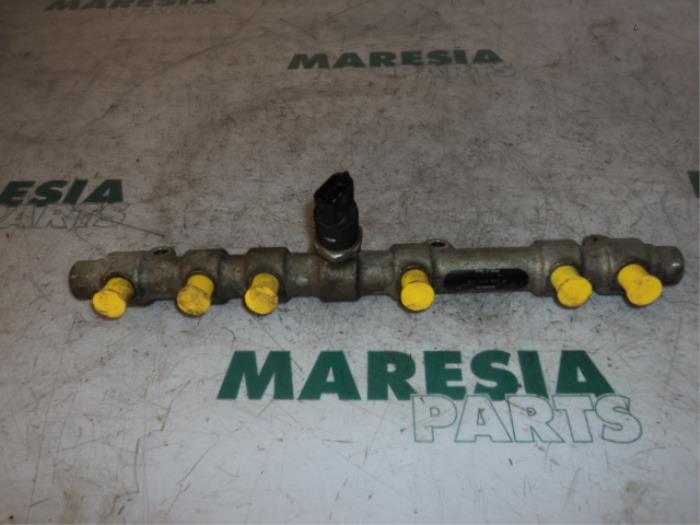 Usagé Système d'injection Alfa Romeo 156 (932) 2.4 JTD Prix € 105,00 Règlement à la marge proposé par Maresia Parts