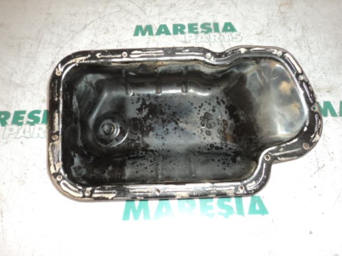 Usagé Couvercle carter Citroen C3 (FC/FL/FT) 1.4 Prix € 25,00 Règlement à la marge proposé par Maresia Parts
