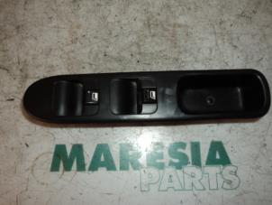 Used Multi-functional window switch Peugeot 307 (3A/C/D) 1.4 HDi Price € 25,00 Margin scheme offered by Maresia Parts