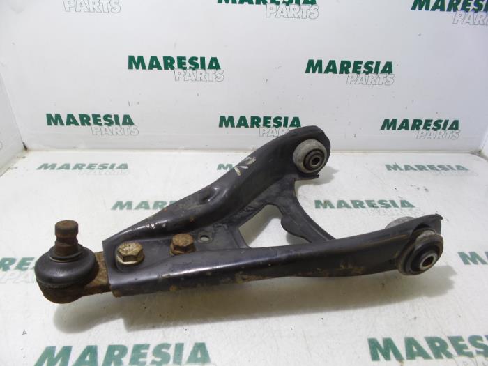 Front lower wishbone, right from a Renault Scénic I (JA) 1.8 16V 2003