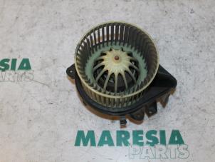 Begagnade Fläktmotor för uppvärmning och ventilation Fiat Punto II (188) 1.2 60 S 5-Drs. Pris € 25,00 Marginaltabell erbjuds av Maresia Parts