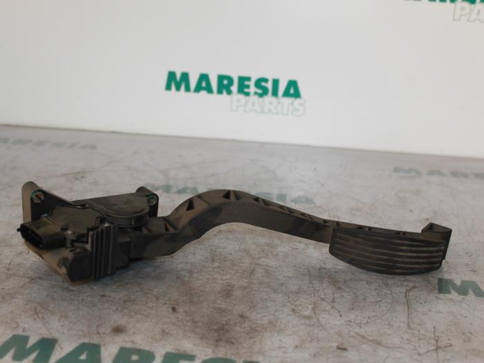 Begagnade Gaspedalsensor Alfa Romeo 147 (937) 1.6 Twin Spark 16V Pris € 40,00 Marginaltabell erbjuds av Maresia Parts
