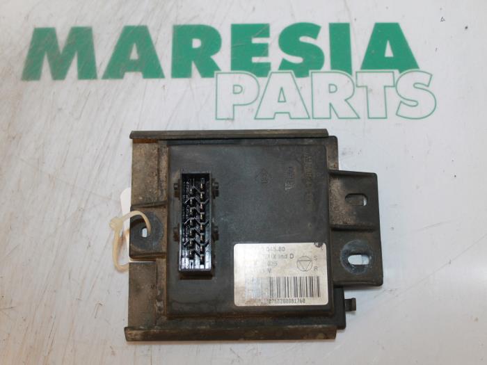 Usagé Ordinateur éclairage Peugeot 607 (9D/U) 2.2 HDi 16V FAP Prix € 90,00 Règlement à la marge proposé par Maresia Parts