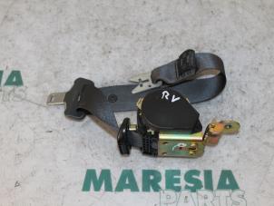 Usagé Ceinture de sécurité avant droite Renault Laguna II Grandtour (KG) 2.0 16V Prix € 35,00 Règlement à la marge proposé par Maresia Parts