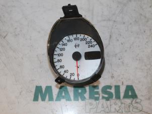 Używane Tablica rozdzielcza Alfa Romeo 156 Sportwagon (932) 2.4 JTD Cena € 40,00 Procedura marży oferowane przez Maresia Parts