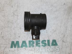 Used Airflow meter Alfa Romeo 156 Sportwagon (932) 2.4 JTD Price € 35,00 Margin scheme offered by Maresia Parts