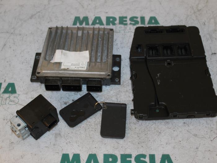 Used Engine management computer Renault Scénic II (JM) 1.5 dCi 85 Price € 324,99 Margin scheme offered by Maresia Parts