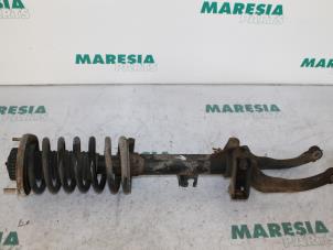 Usados Barra de amortiguador derecha delante Alfa Romeo 166 2.4 JTD Precio € 75,00 Norma de margen ofrecido por Maresia Parts