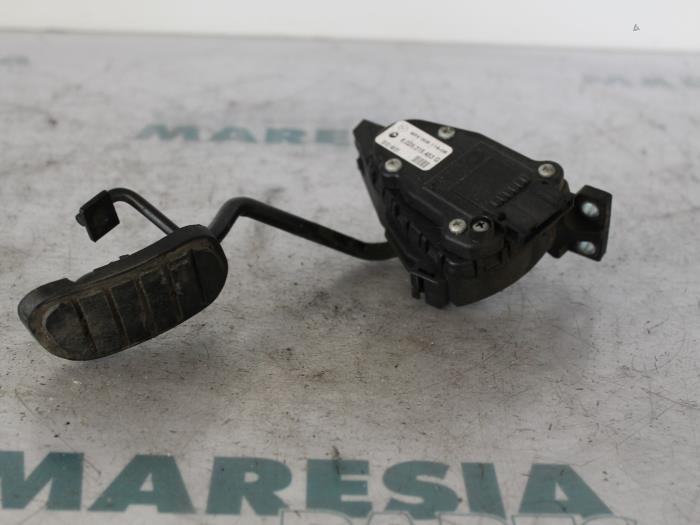 Gebrauchte Gaspedalposition Sensor Renault Espace (JE) 2.2 dCi 130 16V Preis € 40,00 Margenregelung angeboten von Maresia Parts