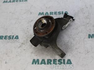 Gebrauchte Achsschenkel links vorne Fiat Croma (194) 1.9 JTD Multijet 16V Preis € 90,00 Margenregelung angeboten von Maresia Parts