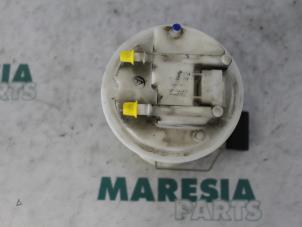 Gebrauchte Kraftstoffpumpe Elektrisch Fiat Croma (194) 1.9 JTD Multijet 16V Preis € 75,00 Margenregelung angeboten von Maresia Parts