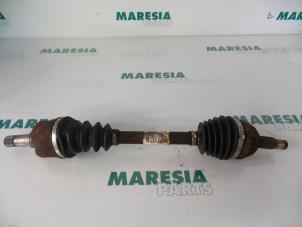 Used Front drive shaft, left Fiat Ulysse (179) 2.0 JTD 16V Price € 85,00 Margin scheme offered by Maresia Parts