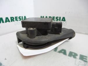 Used Throttle pedal position sensor Fiat Ulysse (179) 2.0 JTD 16V Price € 35,00 Margin scheme offered by Maresia Parts