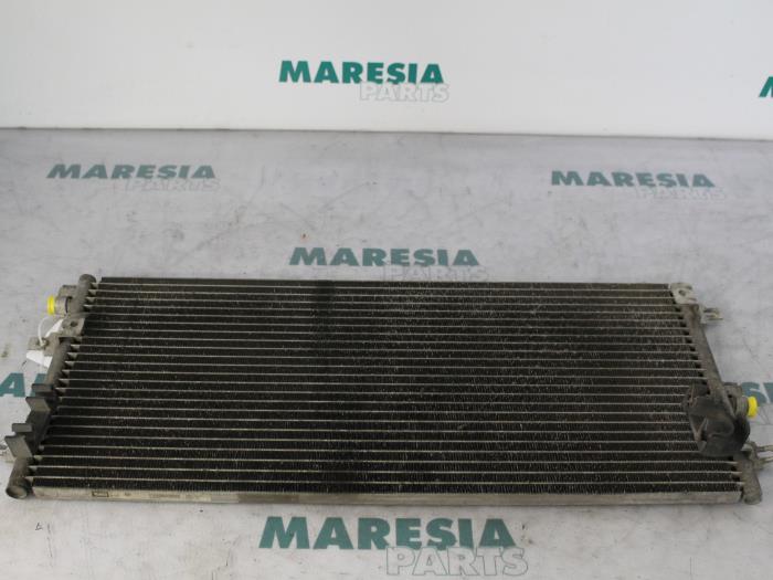 Begagnade Kondensor, luftkonditionering Lancia Thesis (841) 2.0 Turbo 20V Pris € 75,00 Marginaltabell erbjuds av Maresia Parts