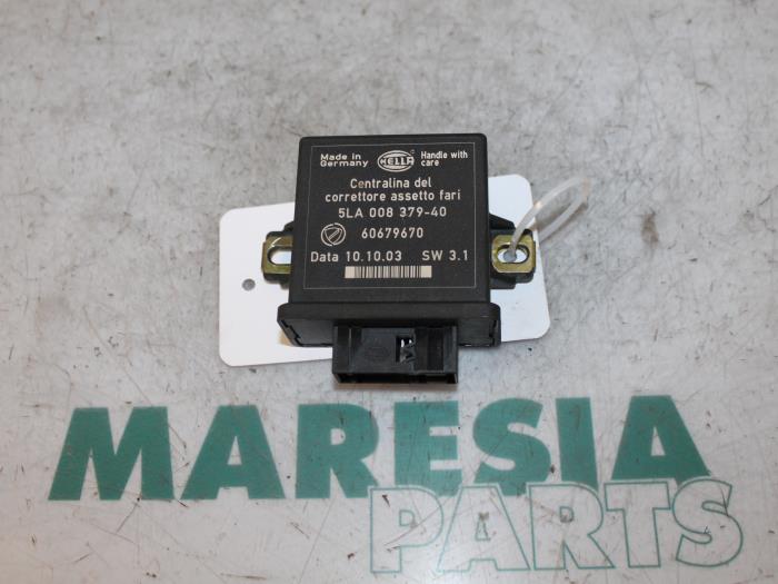 Usagé Ordinateur divers Lancia Thesis (841) 2.0 Turbo 20V Prix € 85,00 Règlement à la marge proposé par Maresia Parts