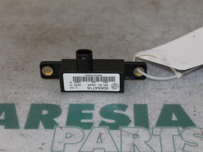 Begagnade Sensor (övriga) Lancia Thesis (841) 2.0 Turbo 20V Pris € 50,00 Marginaltabell erbjuds av Maresia Parts