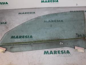 Used Door window 4-door, front left Lancia Thesis (841) 2.0 Turbo 20V Price € 157,50 Margin scheme offered by Maresia Parts