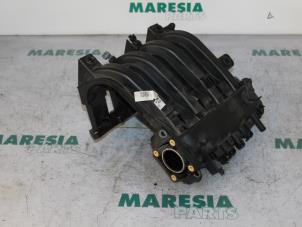 Used Intake manifold Renault Modus/Grand Modus (JP) 1.2 16V Price € 50,00 Margin scheme offered by Maresia Parts