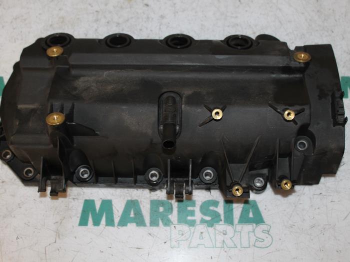 Ventildeckel Renault Modus/Grand Modus (JP), 2004 / 2012 1.2 16V, MPV, Benzin, 1.149cc, 55kW (75pk), FWD, D4F740; D4FD7, 2004-12 / 2012-12, JP0C; JP0K; JP0R; JP1C; JP1R; JP2C; JP3C; JPGC; JPHC (Gebraucht)