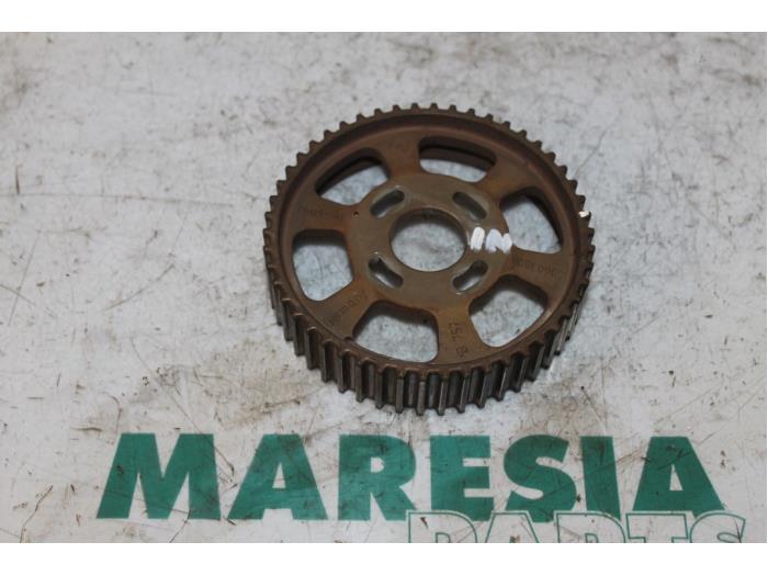 Begagnade Kamaxeldrev Alfa Romeo 147 (937) 1.6 HP Twin Spark 16V Pris € 35,00 Marginaltabell erbjuds av Maresia Parts