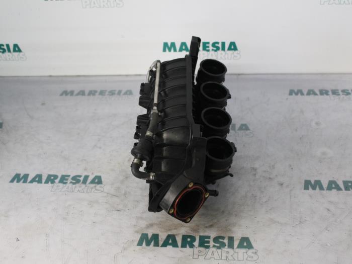 Gebrauchte Ansaugbrugge Alfa Romeo 147 (937) 1.6 HP Twin Spark 16V Preis € 50,00 Margenregelung angeboten von Maresia Parts