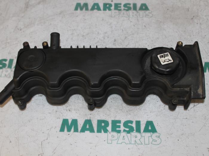 Rocker covers with engine code 18 stock | ProxyParts.com