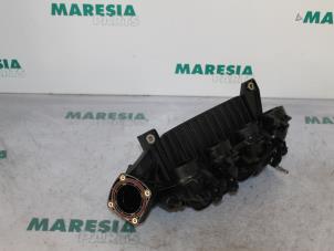 Used Intake manifold Alfa Romeo 147 (937) 1.6 Twin Spark 16V Price € 50,00 Margin scheme offered by Maresia Parts
