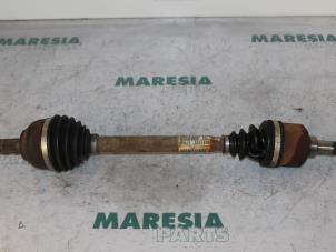 Used Front drive shaft, left Citroen C5 III Berline (RD) 1.6 HDiF 16V Price € 85,00 Margin scheme offered by Maresia Parts