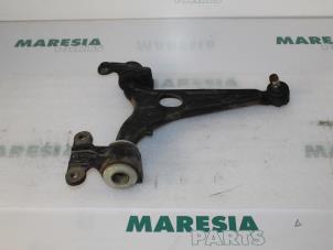 Used Front lower wishbone, right Fiat Scudo (270) 2.0 D Multijet 4x4 Price € 35,00 Margin scheme offered by Maresia Parts