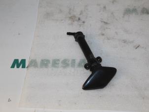 Used Headlight washer Renault Espace (JK) 2.0 Turbo 16V Grand Espace Price € 35,00 Margin scheme offered by Maresia Parts