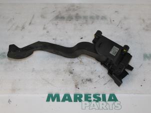Used Throttle pedal position sensor Fiat Doblo (223A/119) 1.9 JTD Multijet Price € 50,00 Margin scheme offered by Maresia Parts