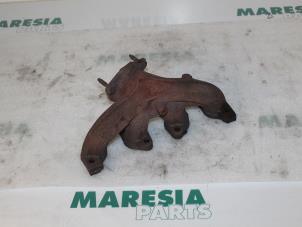 Used Exhaust manifold Peugeot 206 (2A/C/H/J/S) 1.4 XR,XS,XT,Gentry Price € 50,00 Margin scheme offered by Maresia Parts