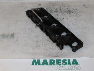 Usagé Tubulure d'admission Fiat Doblo (223A/119) 1.9 D Prix € 60,50 Prix TTC proposé par Maresia Parts