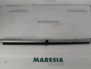 Used Left blind Renault Espace (JK) 2.0 dCi 16V 150 FAP Price € 35,00 Margin scheme offered by Maresia Parts