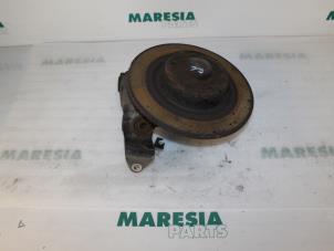 Used Knuckle, rear right Renault Vel Satis (BJ) 2.2 dCi 150 16V Price € 75,00 Margin scheme offered by Maresia Parts