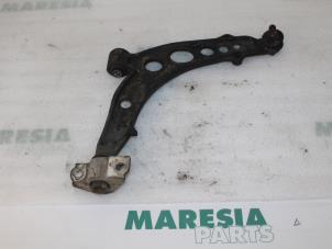 Used Front lower wishbone, right Fiat Barchetta (183) 1.8 16V Price € 50,00 Margin scheme offered by Maresia Parts