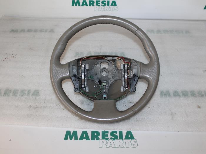 Begagnade Ratt Renault Megane II (BM/CM) 2.0 16V Pris € 50,00 Marginaltabell erbjuds av Maresia Parts