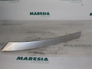 Used Front wing, left Renault Espace (JK) 2.0 dCi 16V 150 FAP Price € 35,00 Margin scheme offered by Maresia Parts