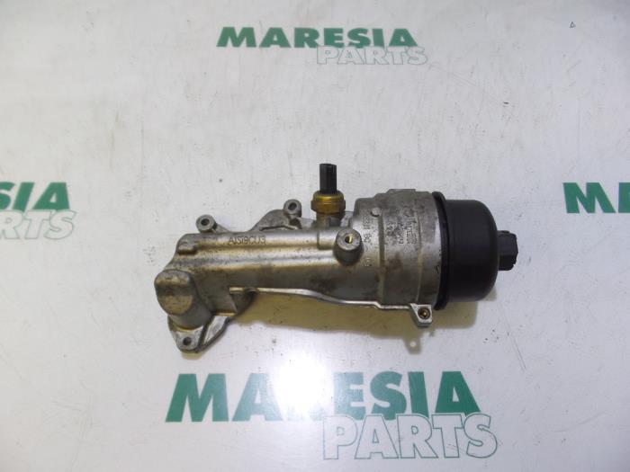 Gebrauchte Ölfilterhalter Peugeot 207/207+ (WA/WC/WM) 1.6 16V VTRi Preis € 54,99 Margenregelung angeboten von Maresia Parts