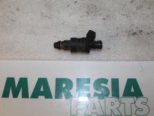 Used Injector (petrol injection) Citroen Xantia (X1/2) 2.0i SX,VSX Price € 35,00 Margin scheme offered by Maresia Parts
