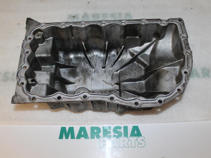 Gebrauchte Ölwanne Renault Megane Classic (LA) 1.9 dCi Preis € 30,00 Margenregelung angeboten von Maresia Parts