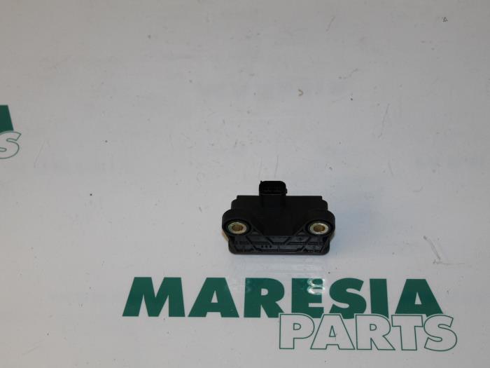 Usagé Ordinateur ESP Renault Megane III Grandtour (KZ) 1.6 16V Prix € 19,50 Règlement à la marge proposé par Maresia Parts