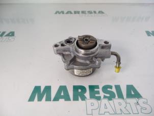 Used Vacuum pump (diesel) Peugeot 307 (3A/C/D) 1.4 HDi Price € 35,00 Margin scheme offered by Maresia Parts