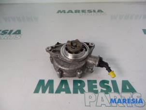 Usagé Pompe à vide (diesel) Peugeot 207/207+ (WA/WC/WM) 1.6 16V VTRi Prix € 39,99 Règlement à la marge proposé par Maresia Parts