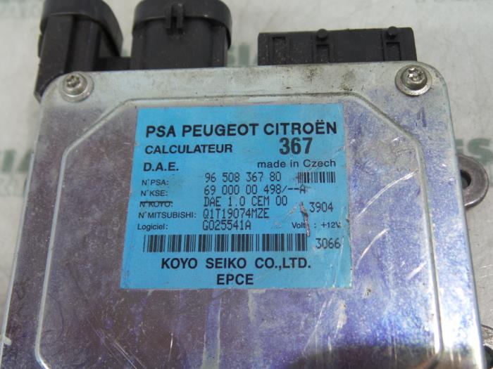Lenkkraftverstärker Steuergerät van een Citroën C3 Pluriel (HB) 1.6 16V 2004