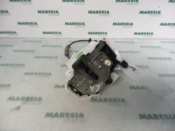 Rear door lock mechanism 4-door, left Alfa Romeo 159 Sportwagon 2.2 JTS ...